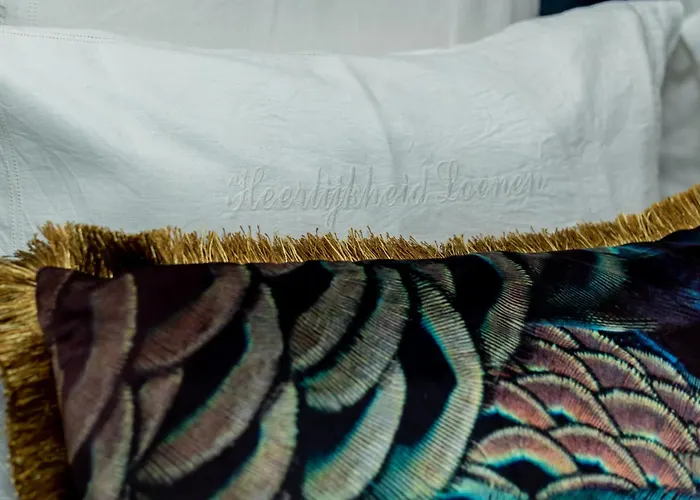 Landgoed Loenen Bed & Breakfast 4*