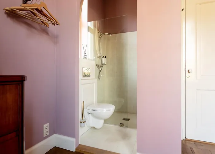 Landgoed Loenen Bed & Breakfast 4*